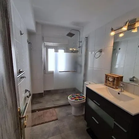 Appartement A Un Paso De La Playa, Amplio Gijón